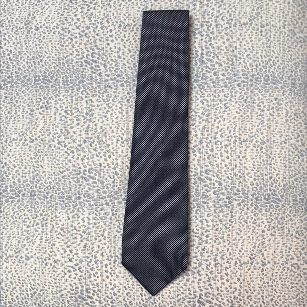 Giorgio Armani navy tie- excellent condition